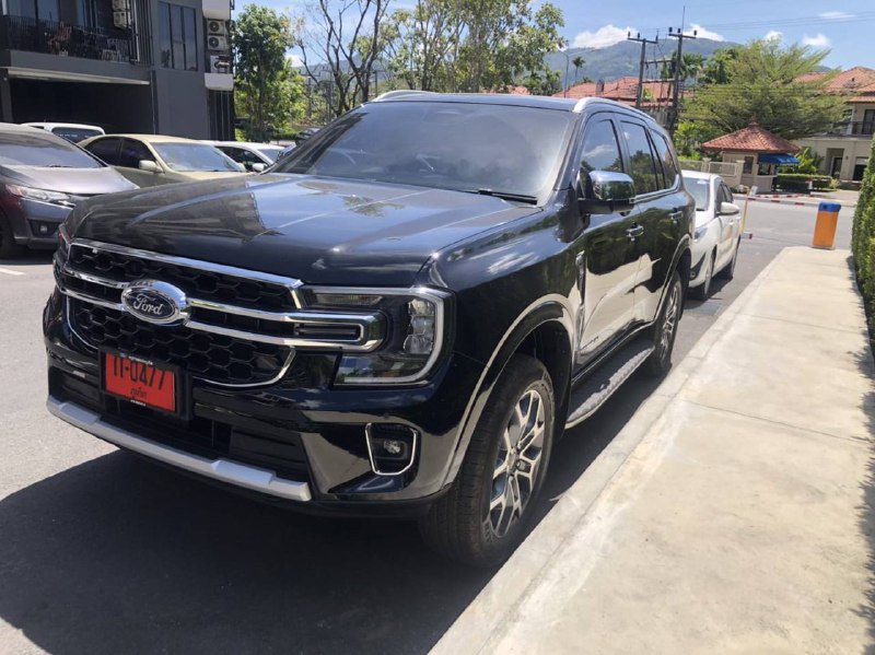 Ford Everest Titanium 2023, 7 мест