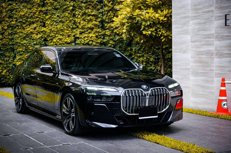 BMW i760 xDrive 2024