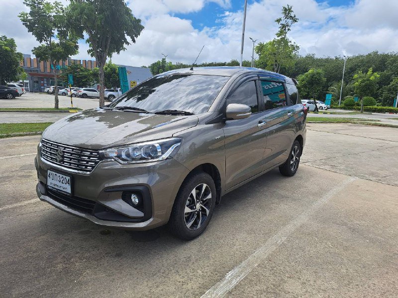 Suzuki Ertiga 2023, 7 мест