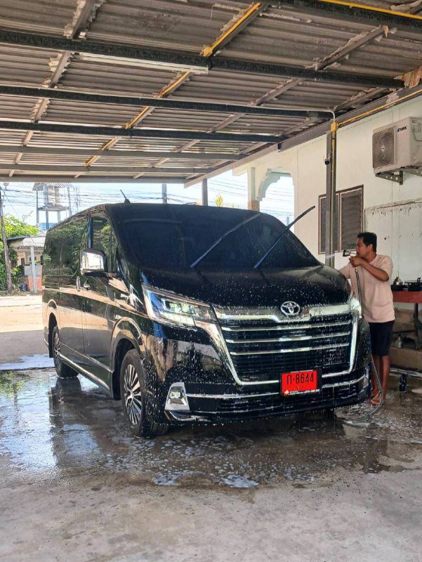 Toyota Majesty 2024, 11 мест