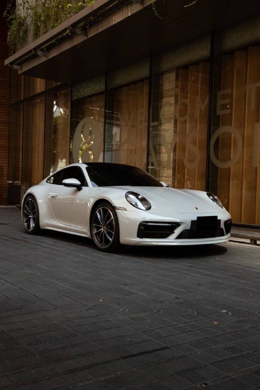 Porsche 911, 4 мест