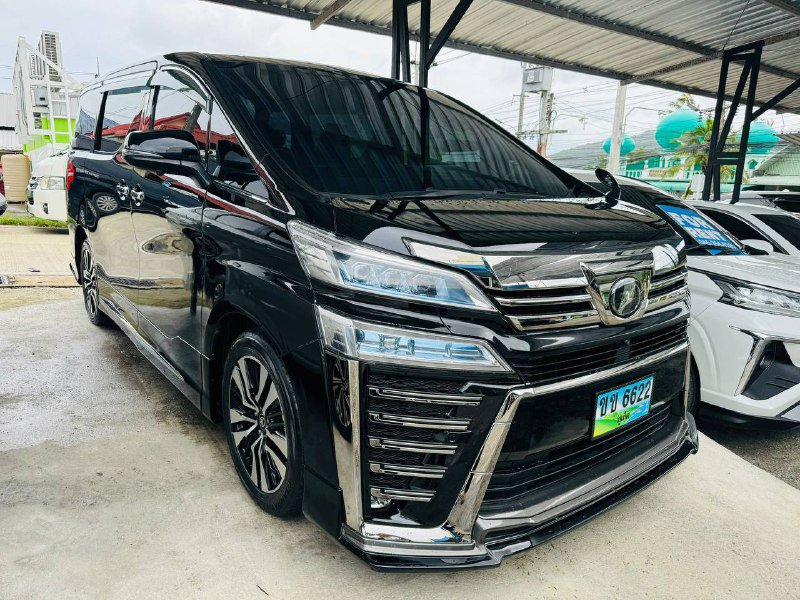 Toyota Vellfire 2019, 7 мест