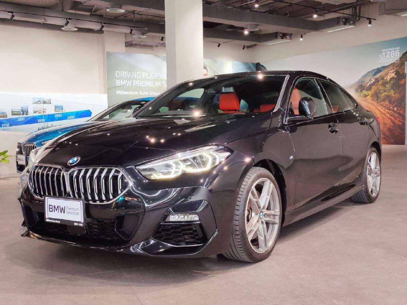 BMW 220 2023