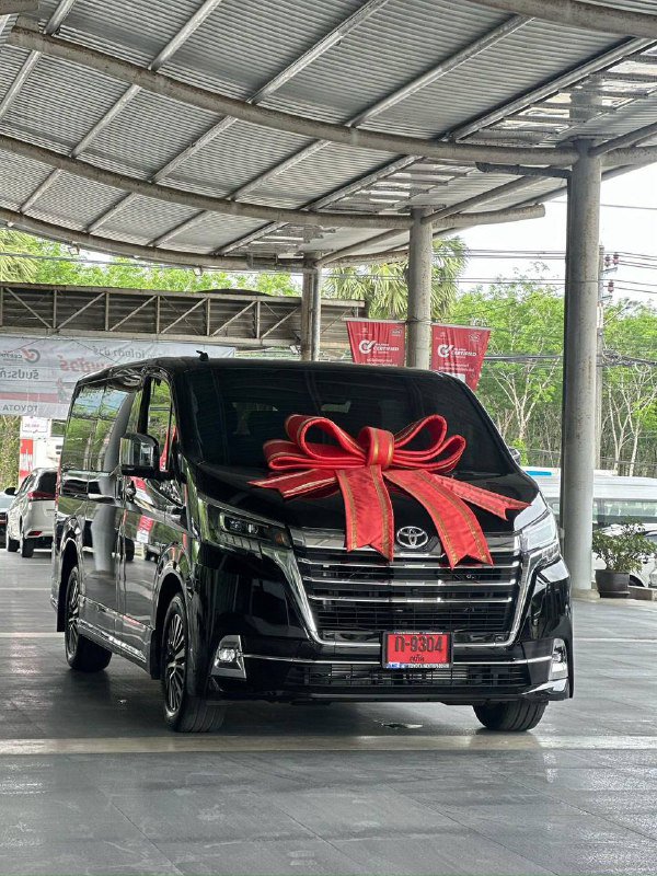 Toyota Majesty 2025, 11 мест