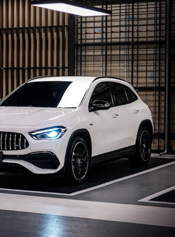 Mercedes-Benz GLA35